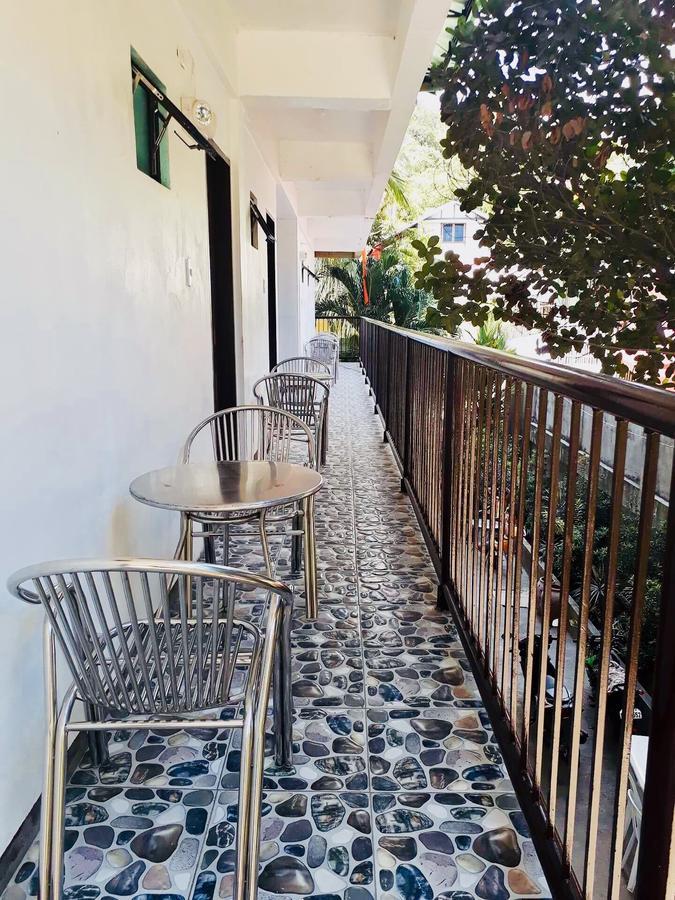 Ahras Place Coron Luaran gambar