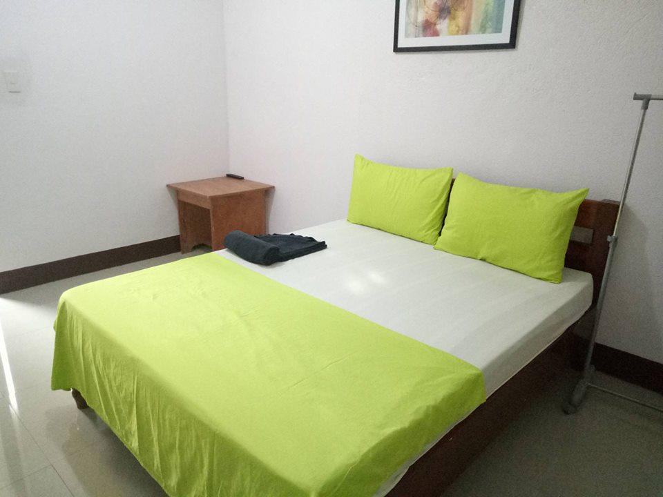 Ahras Place Coron Luaran gambar