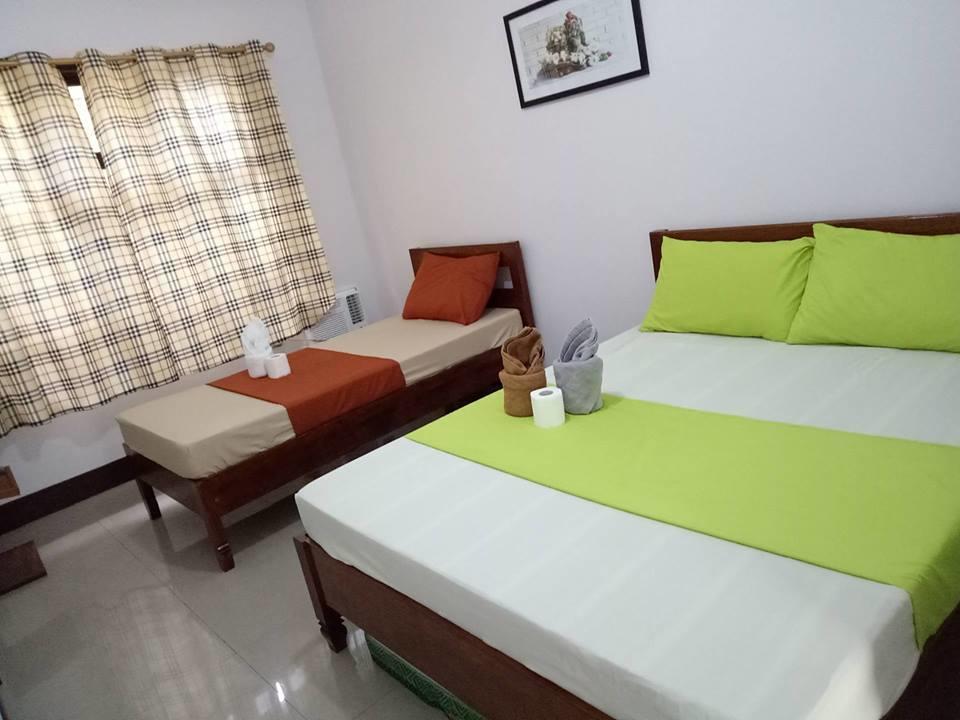 Ahras Place Coron Luaran gambar